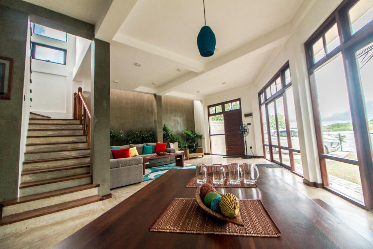 Aurora Lagoon Front Negombo Extérieur photo